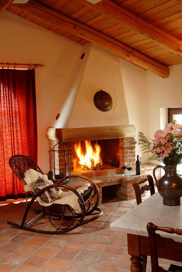 Agriturismo Sondrea Sinio Екстериор снимка