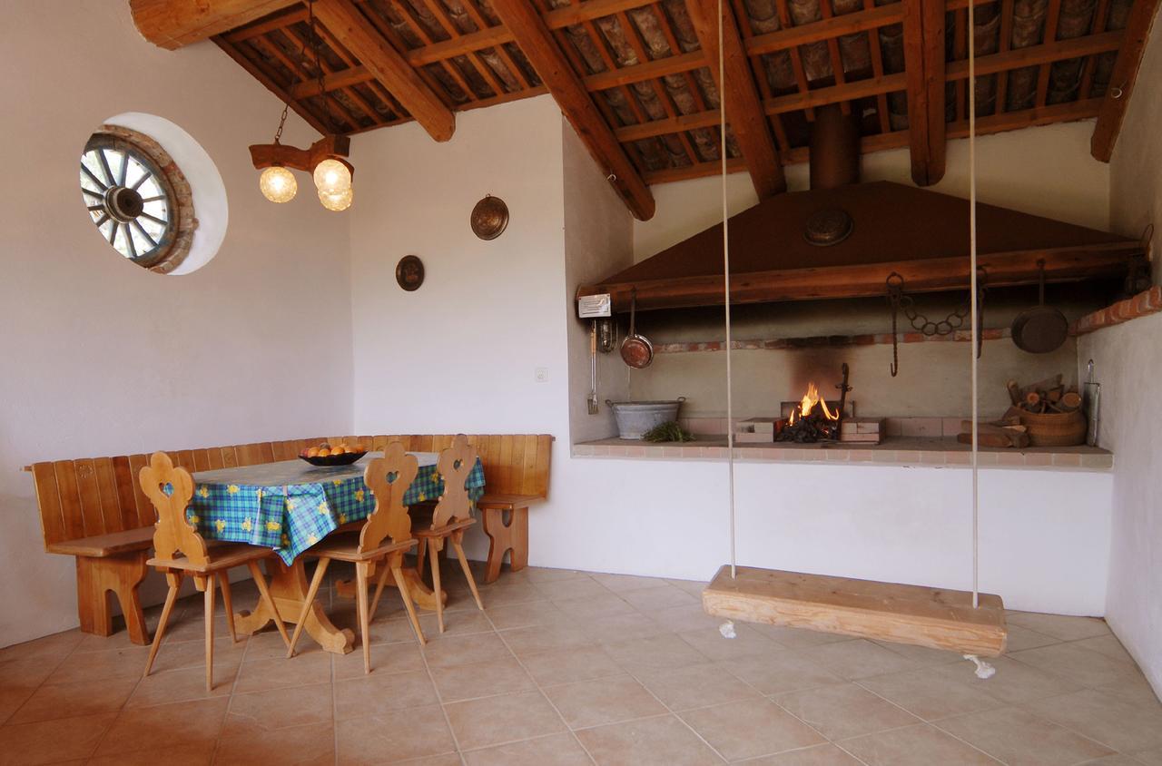 Agriturismo Sondrea Sinio Екстериор снимка