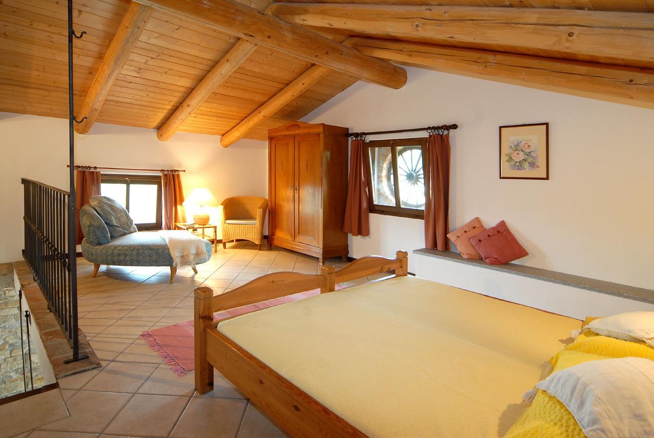 Agriturismo Sondrea Sinio Екстериор снимка